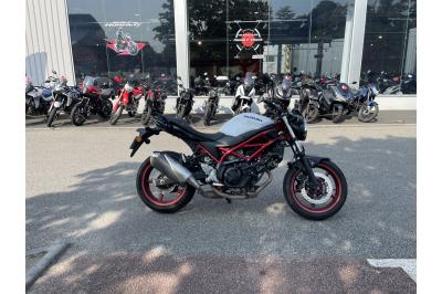 SUZUKI SV650AUM2