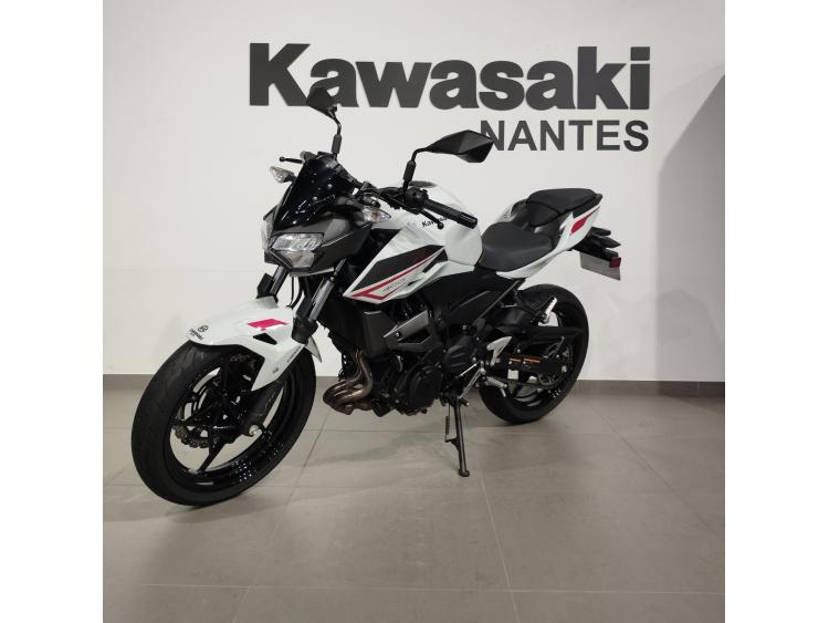 KAWASAKI Z400