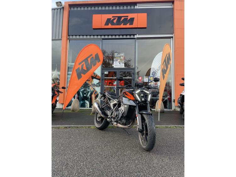 KTM 990 DUKE