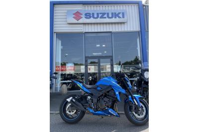 SUZUKI GSX-S 750