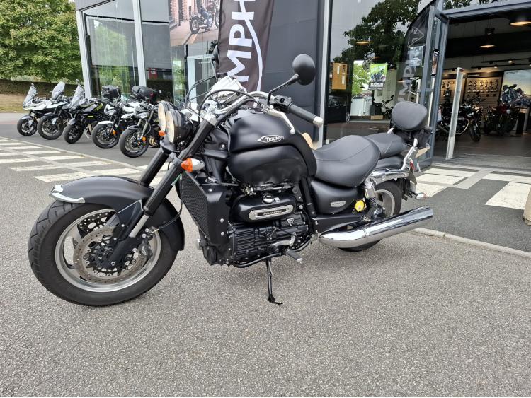 TRIUMPH ROCKET III ROADSTER MAT BLACK