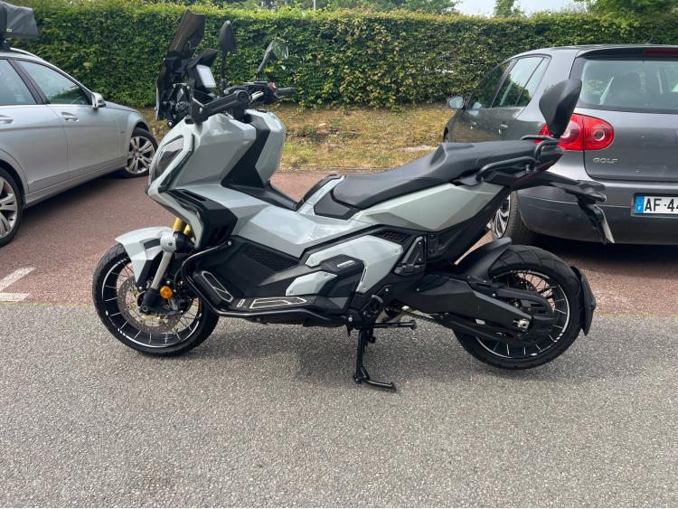 HONDA X ADV