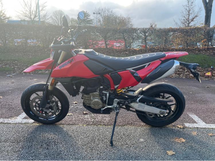 DUCATI HYPERMOTARD 698 