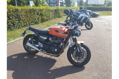 TRIUMPH SPEED TWIN 1200