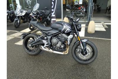 TRIUMPH TRIDENT 660