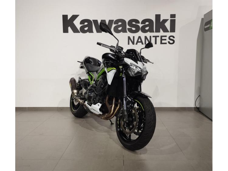 KAWASAKI Z900