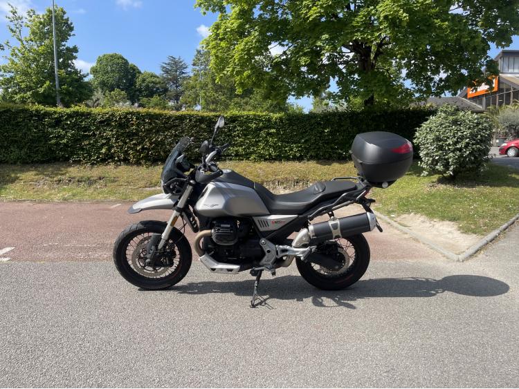 MOTO GUZZI V85 TT