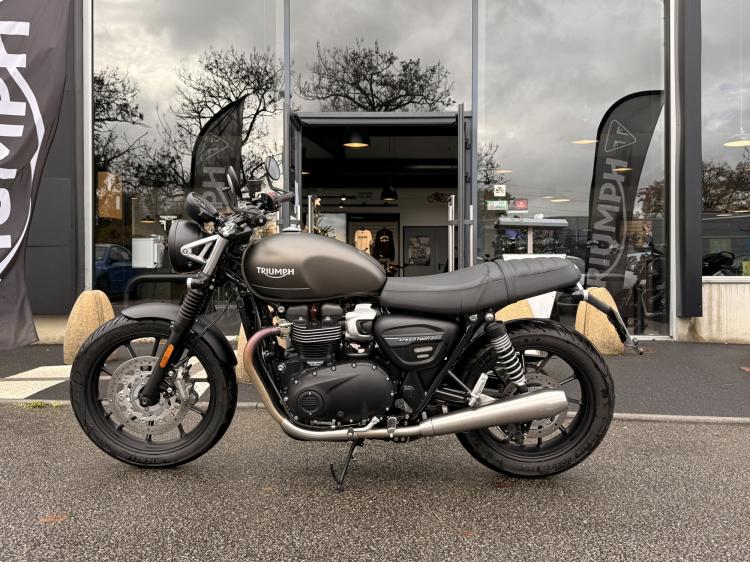 TRIUMPH SPEED TWIN 900