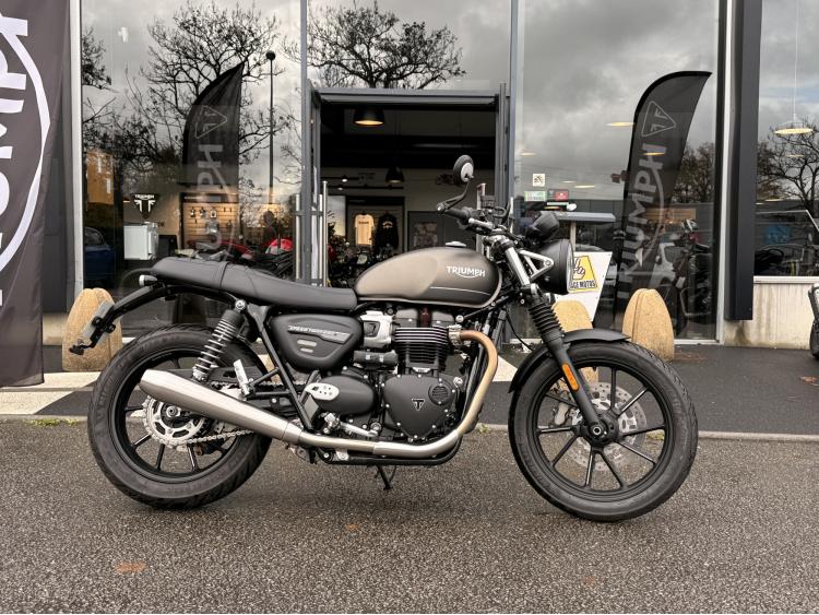 TRIUMPH SPEED TWIN 900
