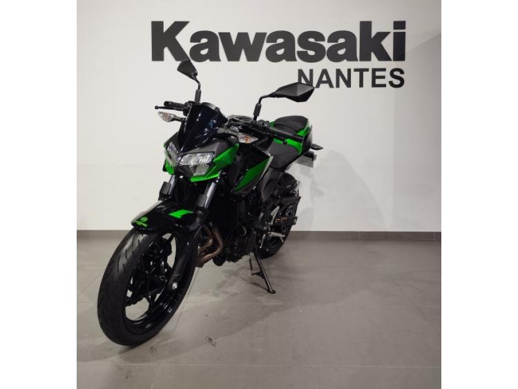 KAWASAKI Z400
