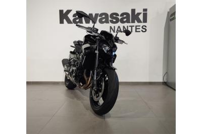 KAWASAKI Z900