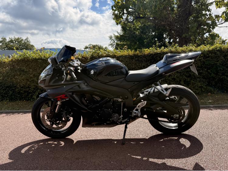 SUZUKI GSX-R 600
