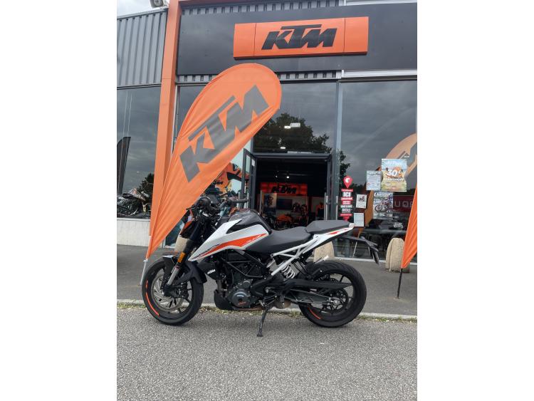 KTM 390 DUKE