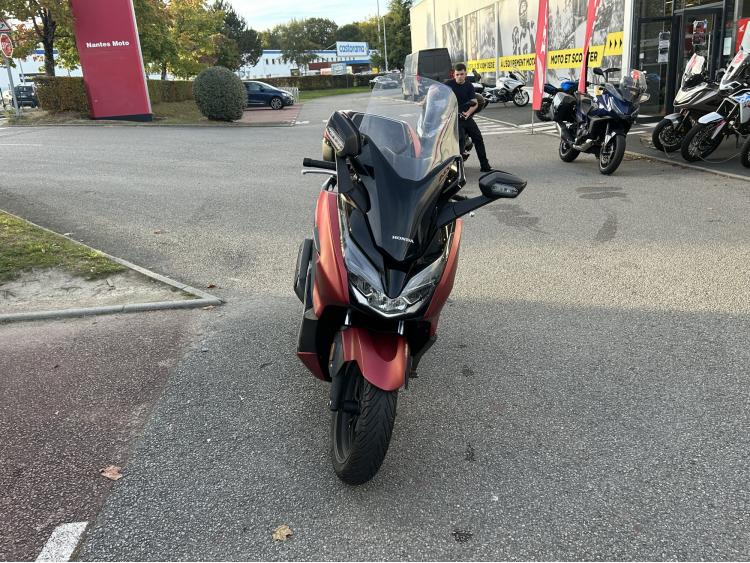 HONDA FORZA 125