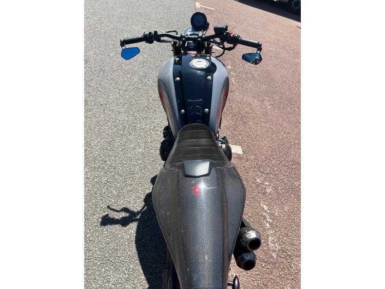 YAMAHA XSR 900 ABARTH