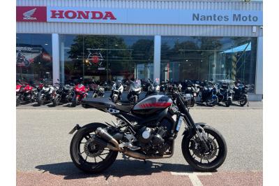 YAMAHA XSR 900 ABARTH