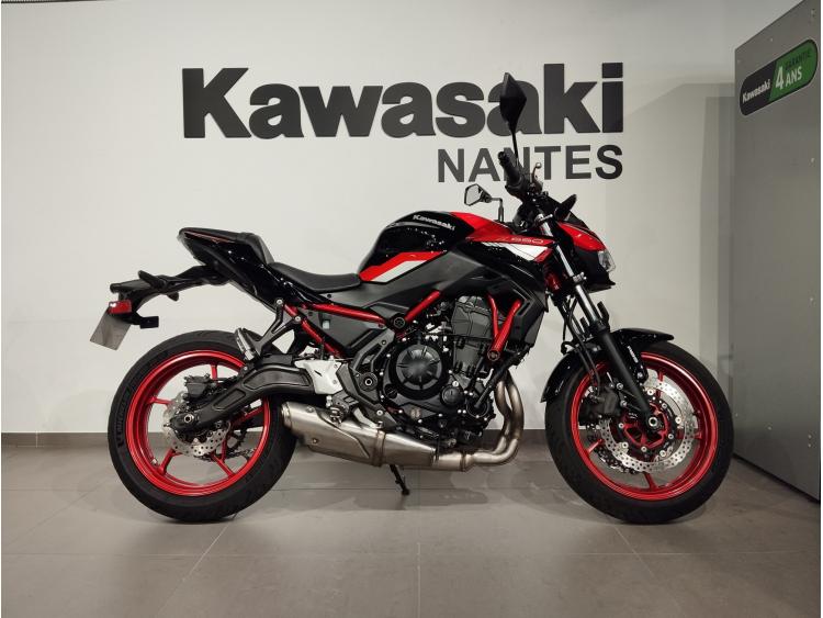 KAWASAKI Z 650 (47.5CV)