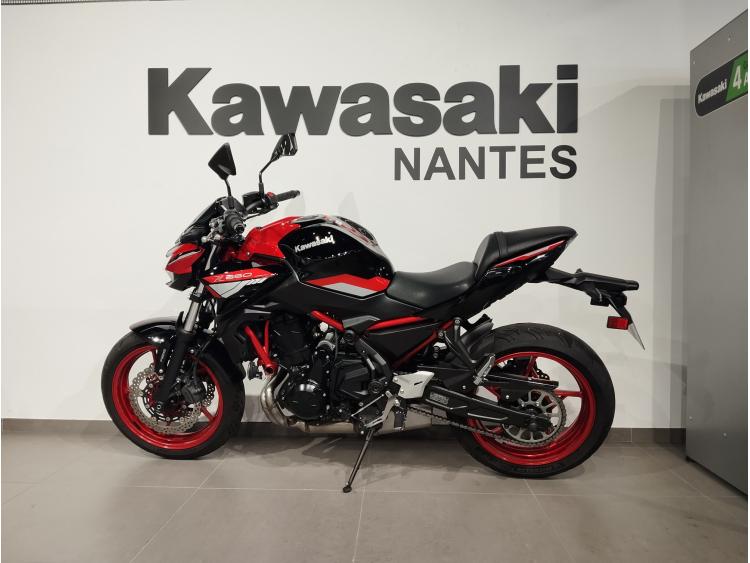KAWASAKI Z 650 (47.5CV)