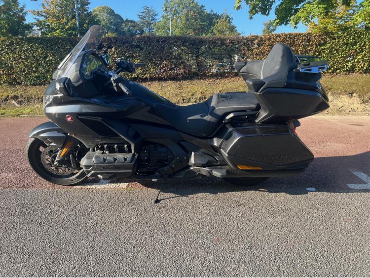 HONDA GL 1800 GOLDWING DCT
