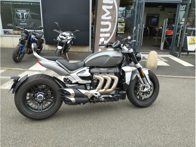 TRIUMPH ROCKET 3 R