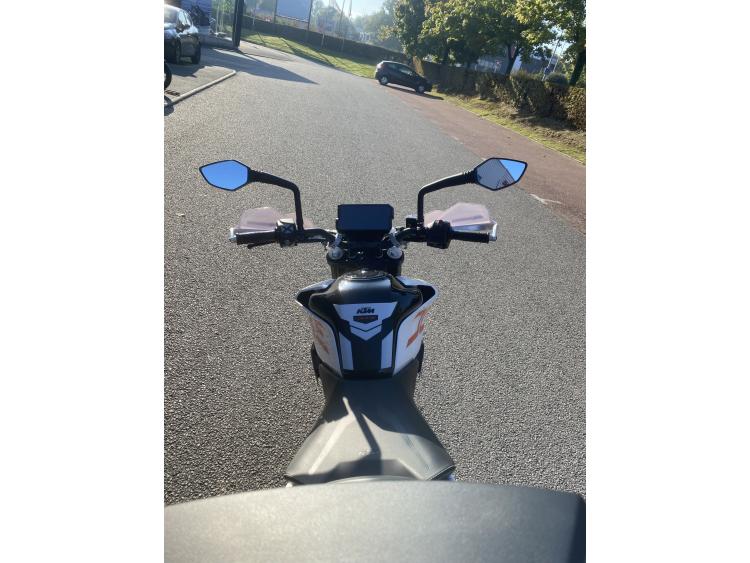 KTM 390 DUKE WHITE   