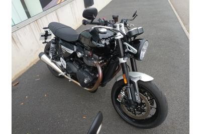 TRIUMPH SPEED TWIN 1200