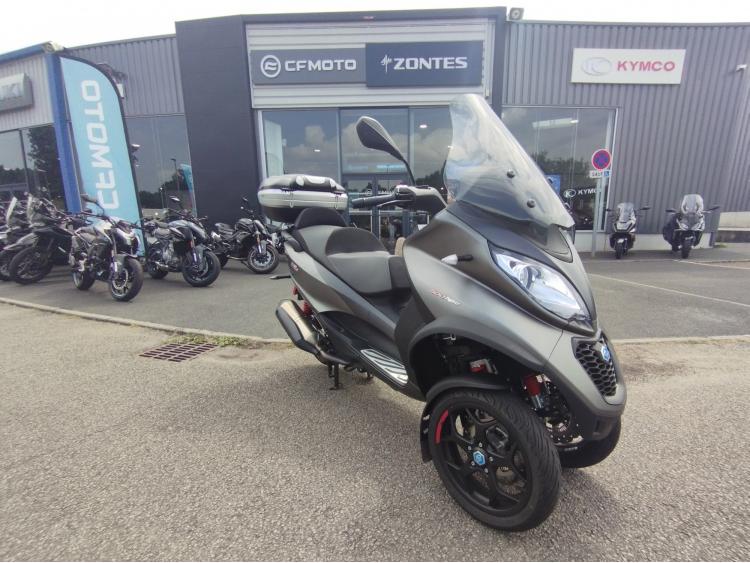 PIAGGIO MP3 500
