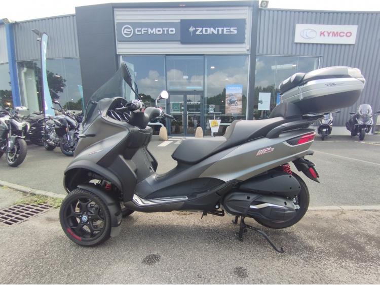 PIAGGIO MP3 500