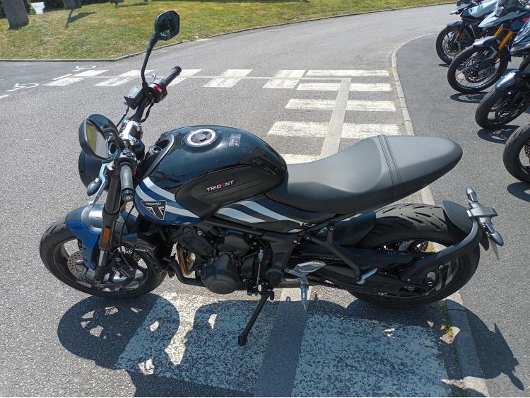 TRIUMPH TRIDENT 660
