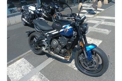 TRIUMPH TRIDENT 660