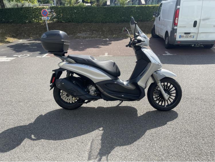 PIAGGIO BEVERLY 300