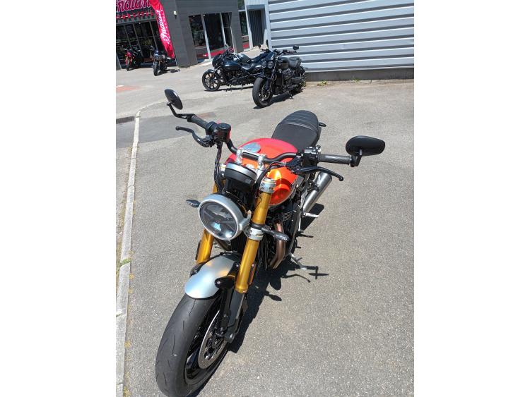 TRIUMPH speed twin 1200 rs