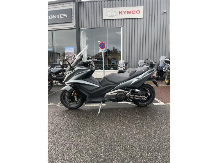 KYMCO AK 550