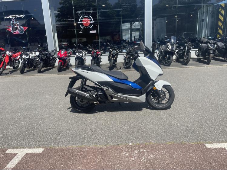 HONDA FORZA 125
