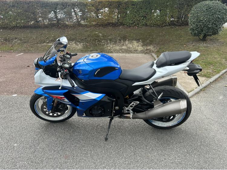 SUZUKI GSX-R 1000