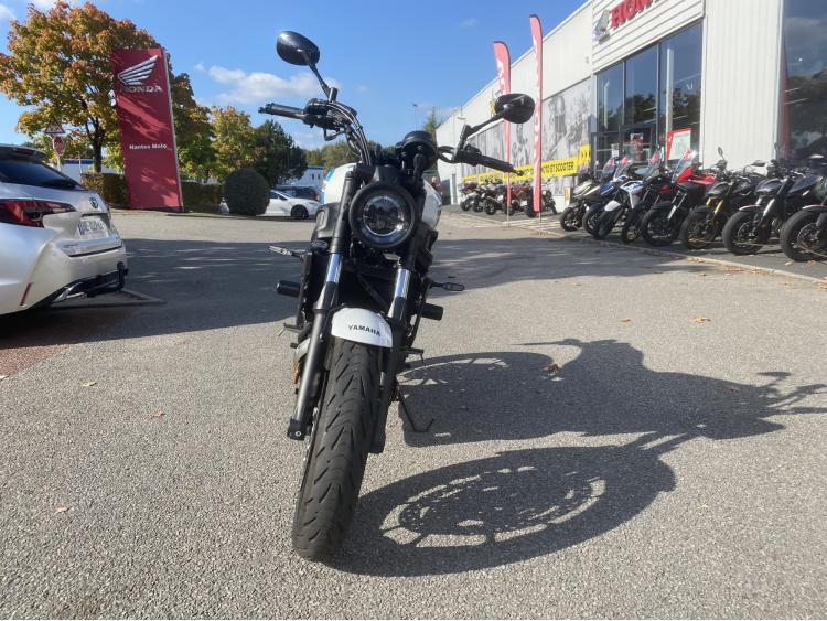 YAMAHA XSR 700