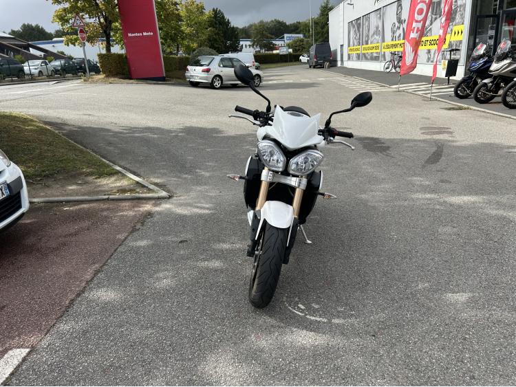 TRIUMPH SPEED TRIPLE