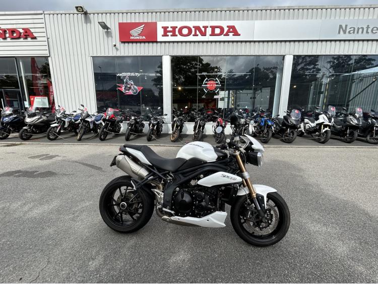 TRIUMPH SPEED TRIPLE