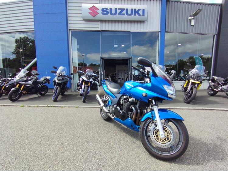 KAWASAKI ZR-7 S A2