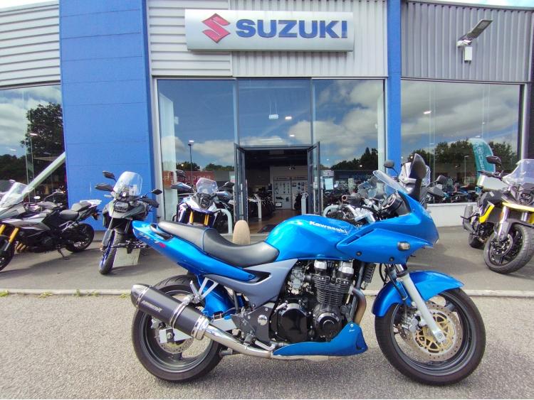 KAWASAKI ZR-7 S A2